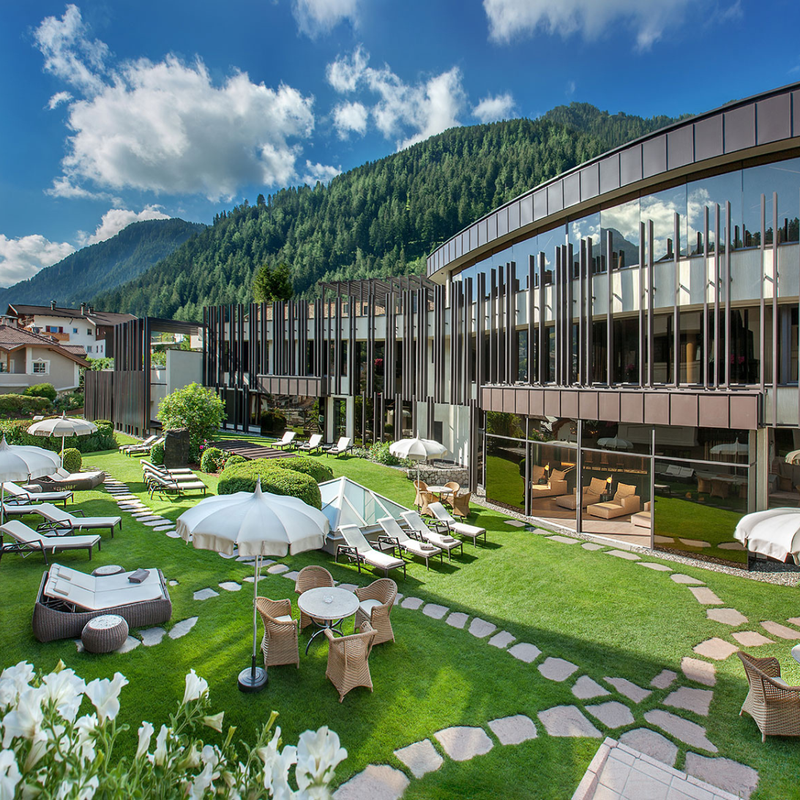 Südtirol: 5* Urlaub in den Dolomiten für 2